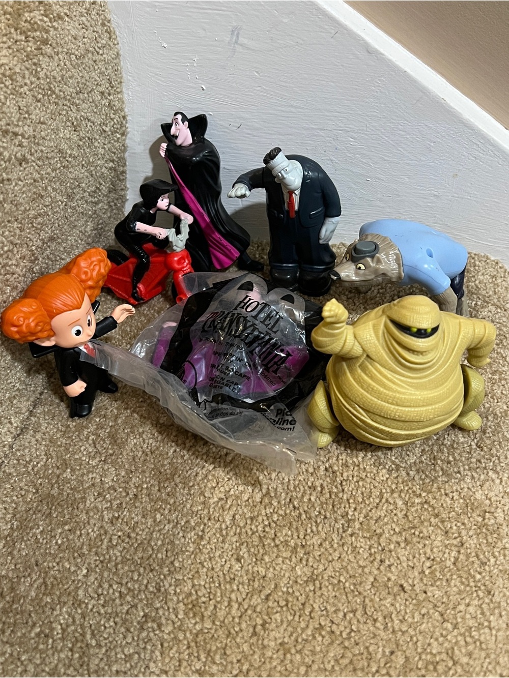 Hotel Transylvania figure lot of 7 Dracula wolf man Mummy frank